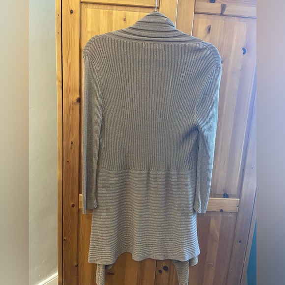 Metallic kerchief hem cardigan. Orange brand small - Picture 2 of 5